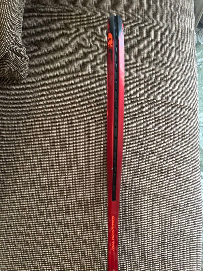 ヨネックスジオブレイク70Vタンゴレッド