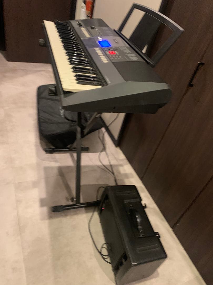 Yamaha MS60D モニタースピーカーとキーボードスタンド