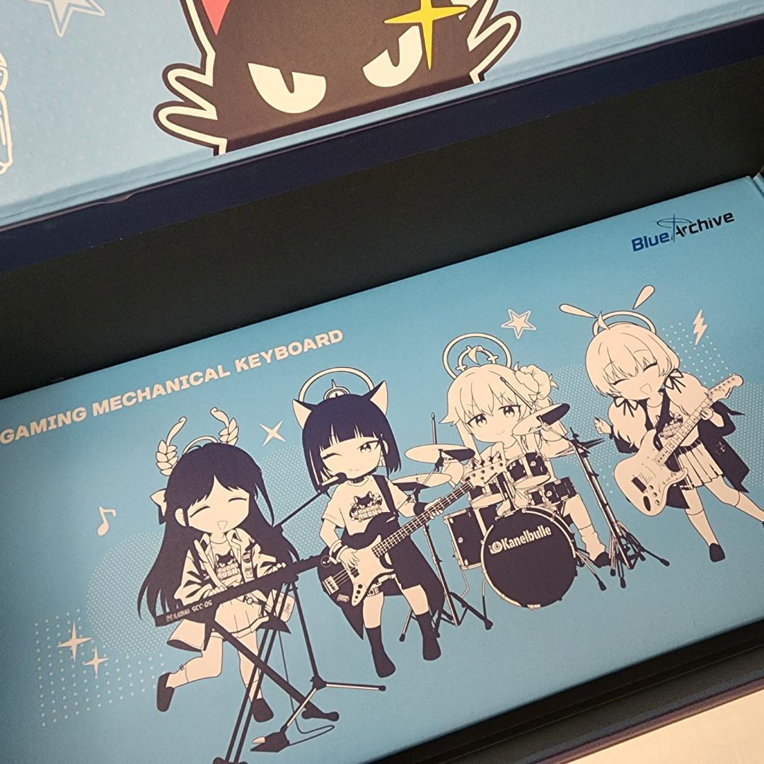 ★期間限定★ 韓国版ブルーアーカイブ はまじあき キーボードアクリルスタンド