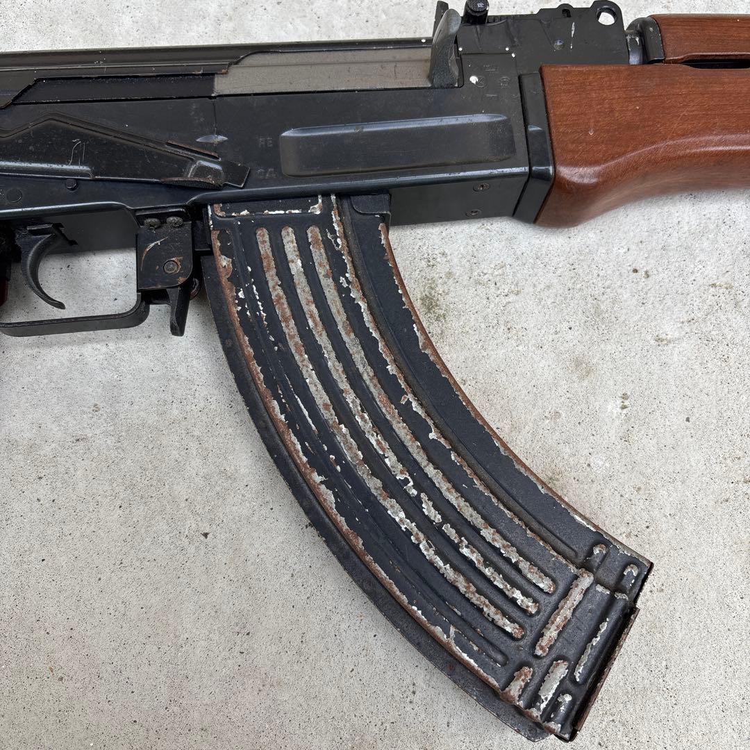 アサルトライフル 30連マガジン付き　ジャンク