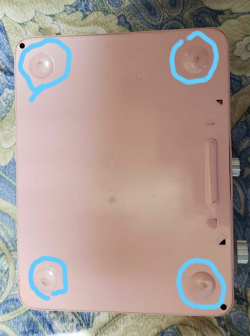 キティちゃん　金庫　プラスチックケース　カギ二本　ロック番号　付き