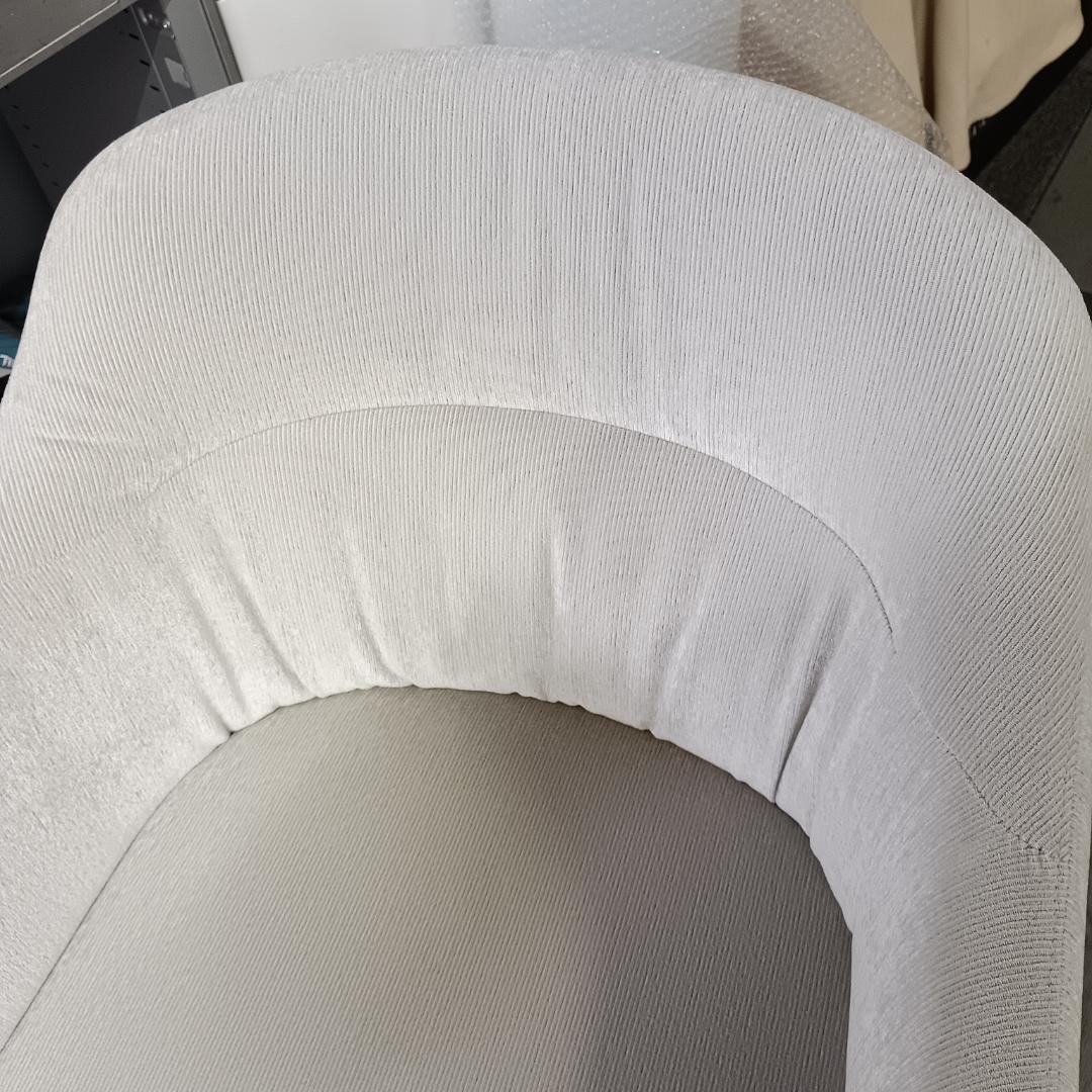 【展示品2025年製】オカムラ　シェリル　ラウンジチェア　パネル脚　ベージュ