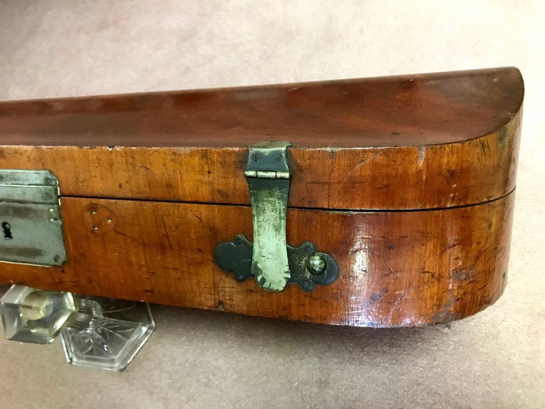 1800 年代 ヨーロッパ製　バイオリンケース貴重品です