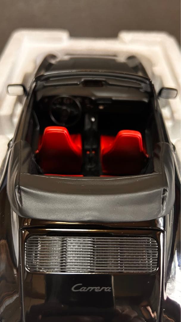 ミニチャンプスポルシェ 911 カレラ3.2 カブリオレブラック1/18