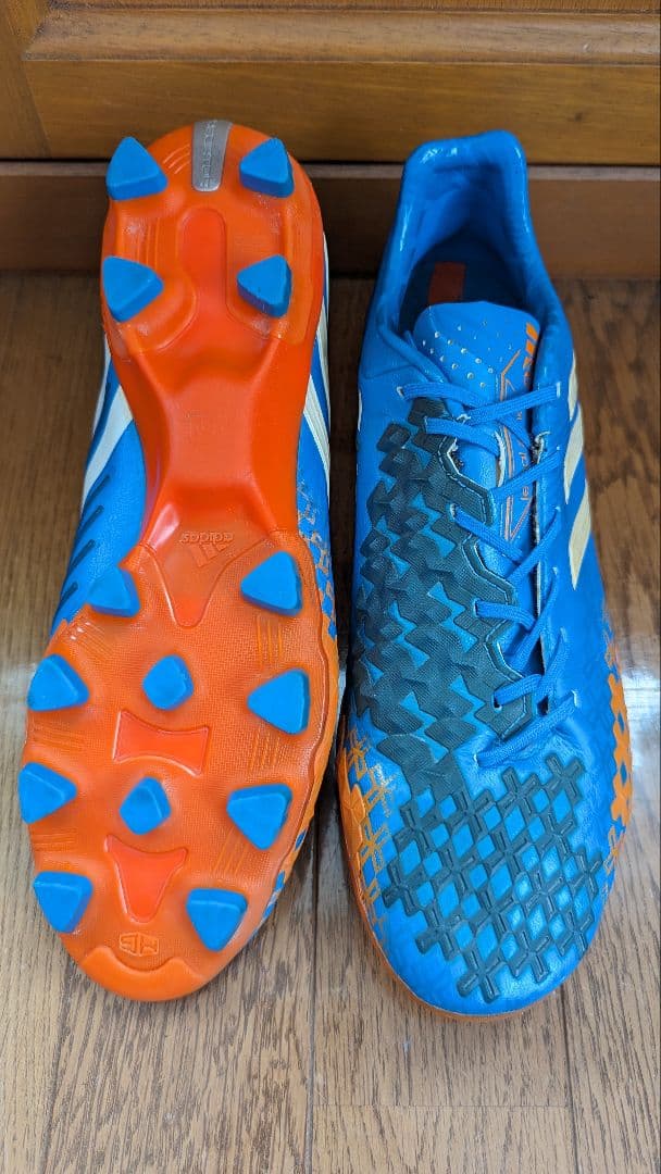 アディダス サッカースパイク プレデター リーサルゾーン HG