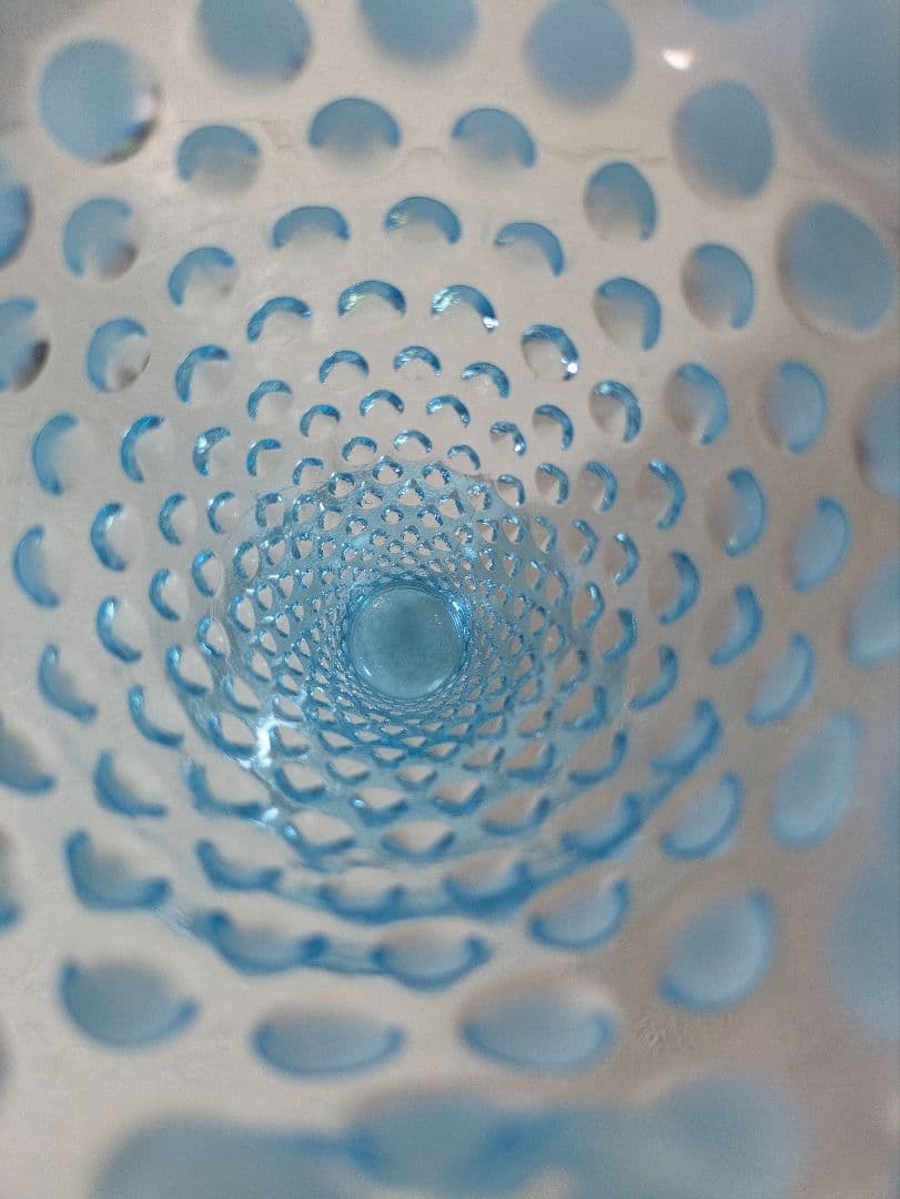 フェントン　ブルーオパルセント ホブネイル フリル　フラワーベース