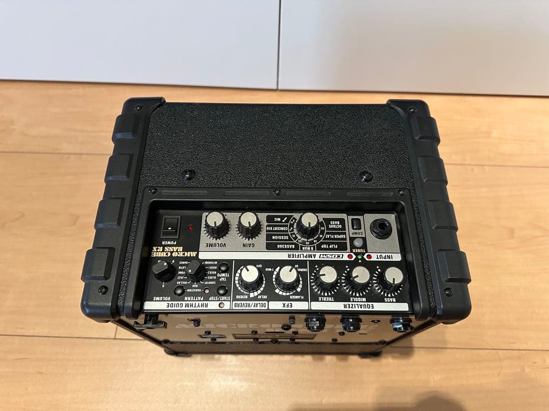 Roland BASS ベース用アンプ