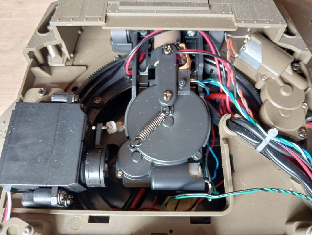 タミヤ 1/16 陸上自衛隊 10式戦車 フルオペレーション 組み立て済完成品