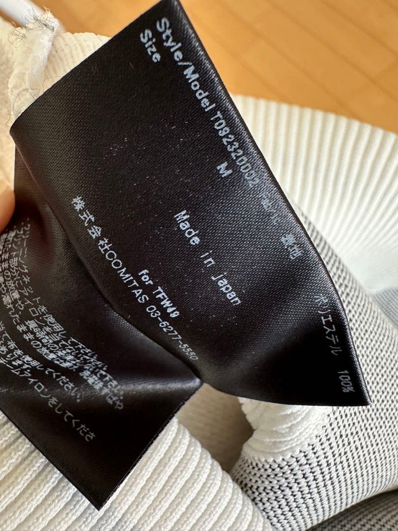 極美品　Mサイズ　TFW49 MOCK NECK KNIT