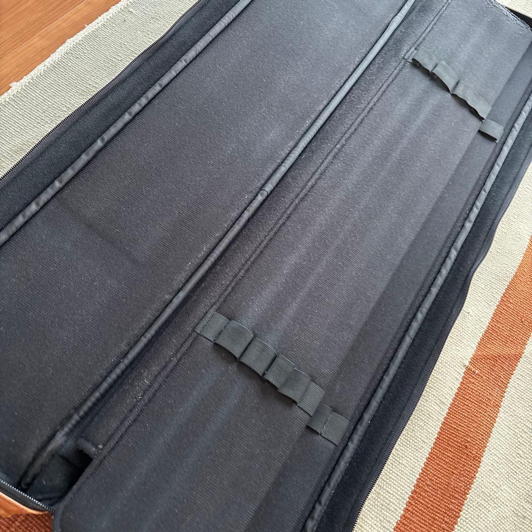 \"INSTROKE''cuecase バタフライ型 中古