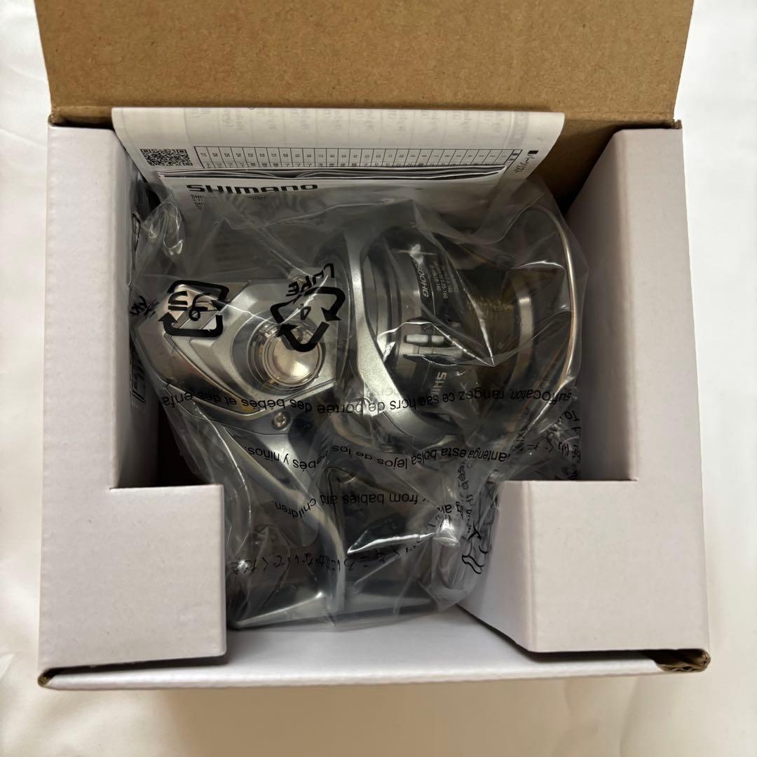 シマノ21ナスキー2500HG 箱付き