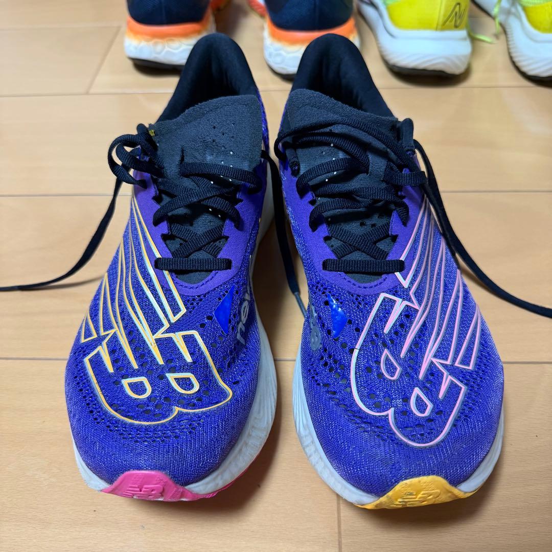 ニューバランス ランニングシューズ 4点セット 27cmの方オススメ