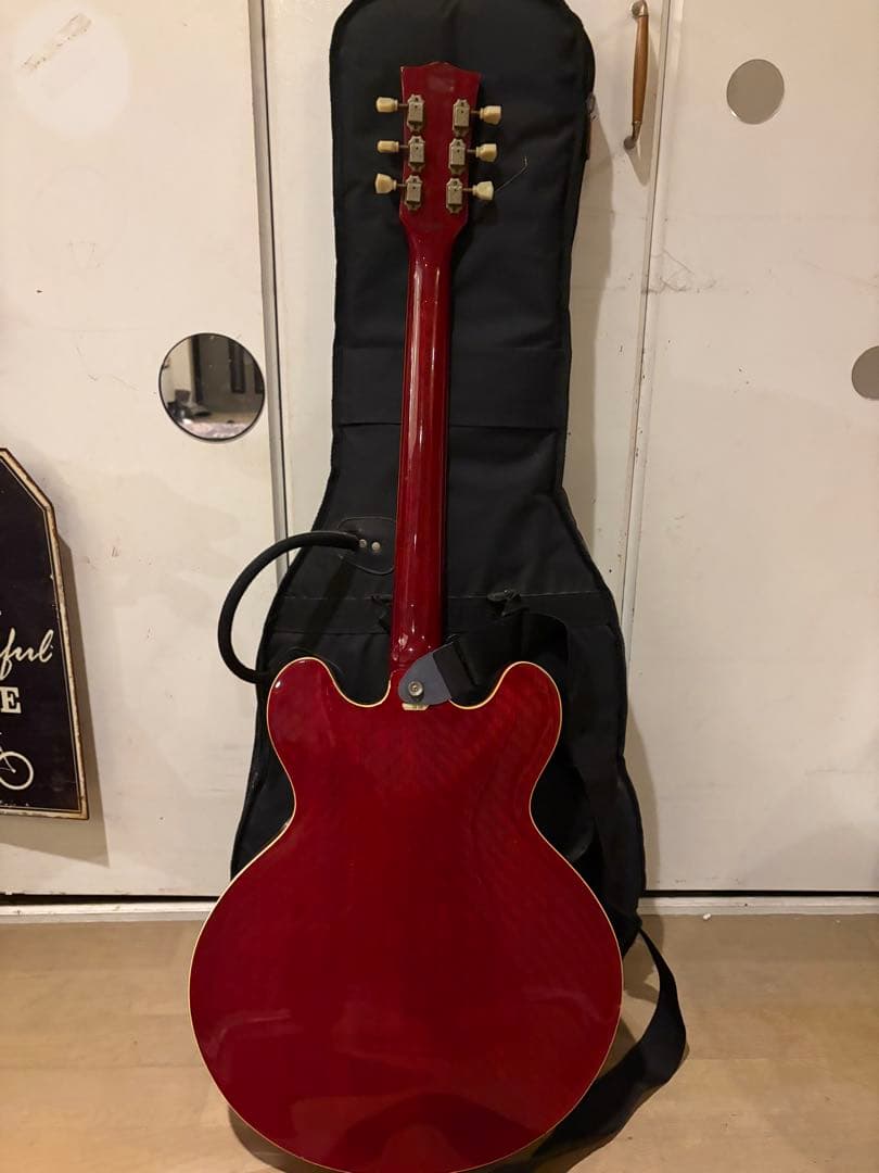 アコースティックギター セミホロウボディ レッド