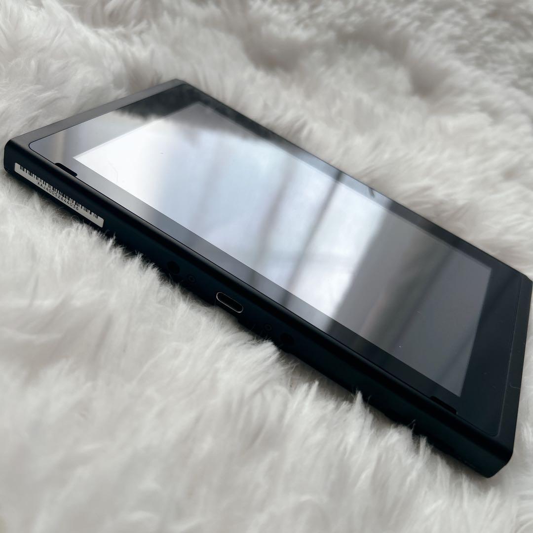 Nintendo Switch 本体 2018年 液晶キズなし