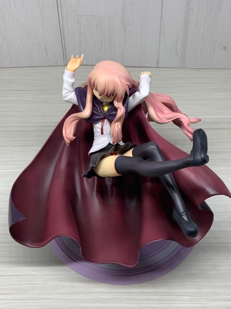 ゼロの使い魔　ルイズ　フィギュア　アルター