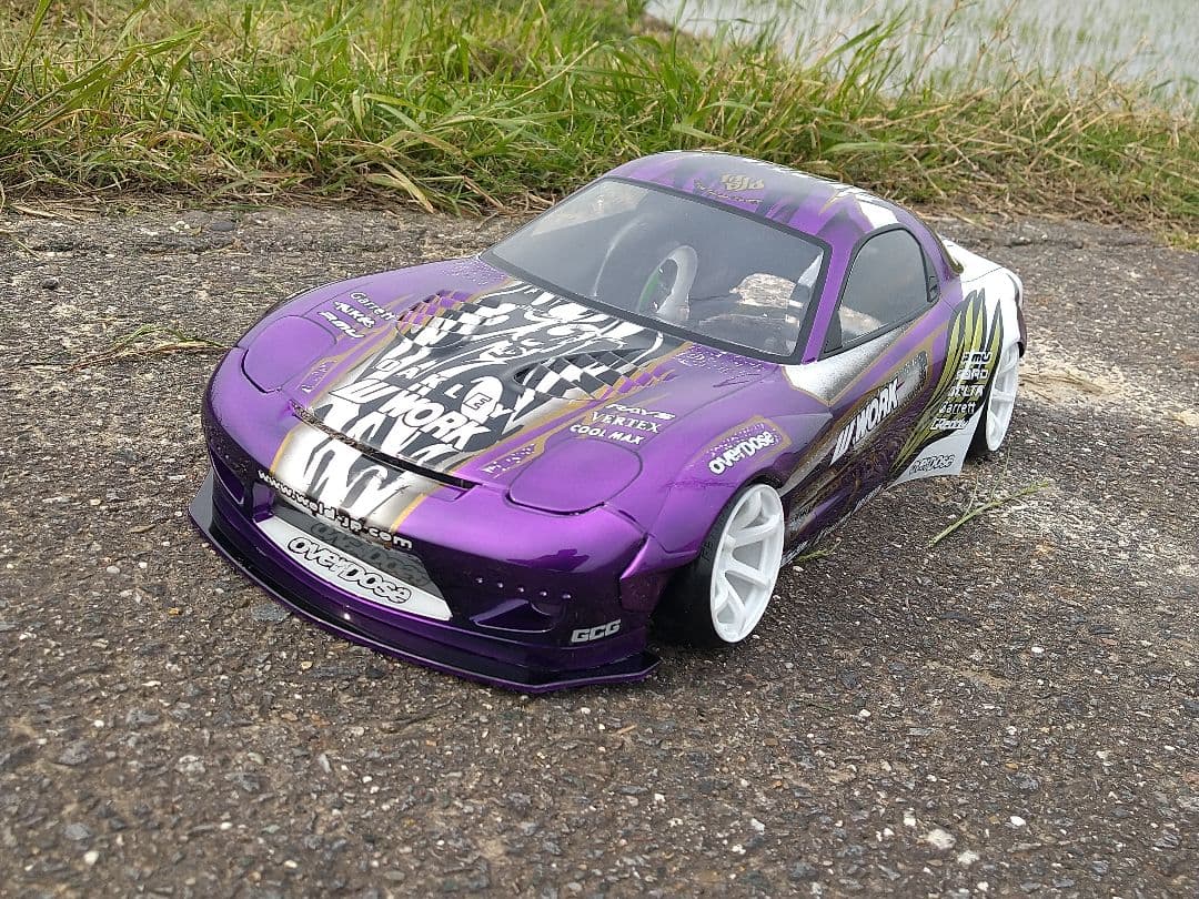 【最終価格】アディクション　ロケバニRX-7　FD3S　製作済新品ラジコンボディ