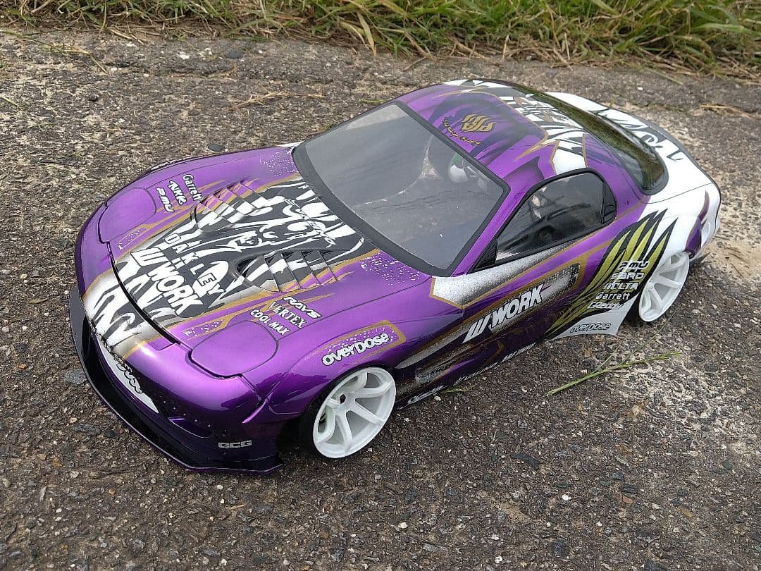 【最終価格】アディクション　ロケバニRX-7　FD3S　製作済新品ラジコンボディ