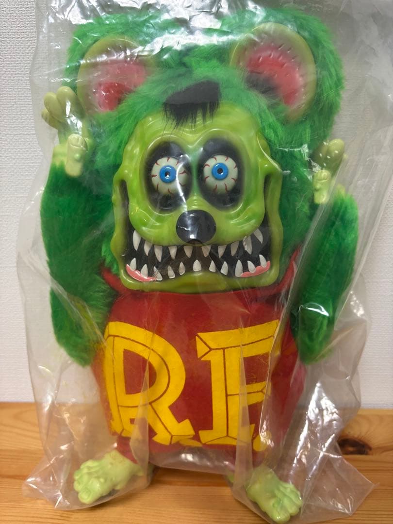 新品未開封　シェルターバンク　ラットフィンク　シークレットベース