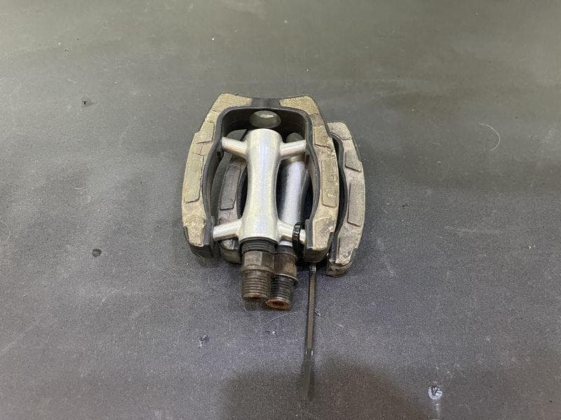 GIANT ESCAPE R3 クロスバイク sizeS　グレーカラー