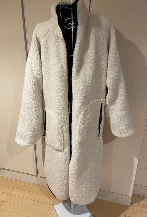 bts公式　ポップアップストア　ジャンパー