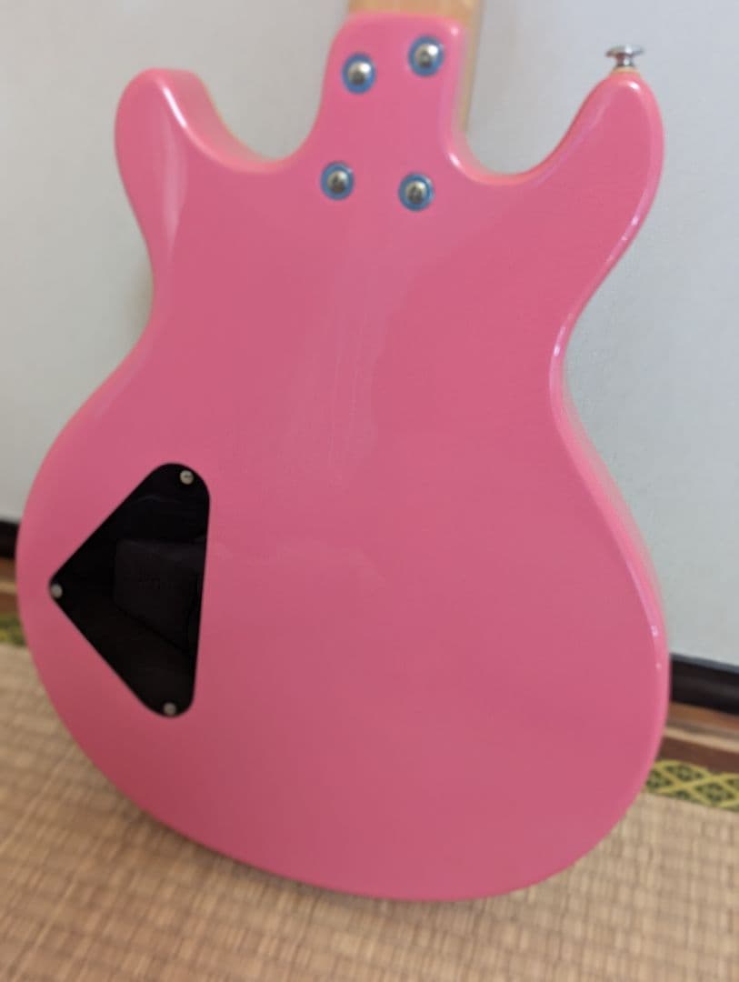 DAISY ROCK ELITE REBEL エレキギター　ピンク