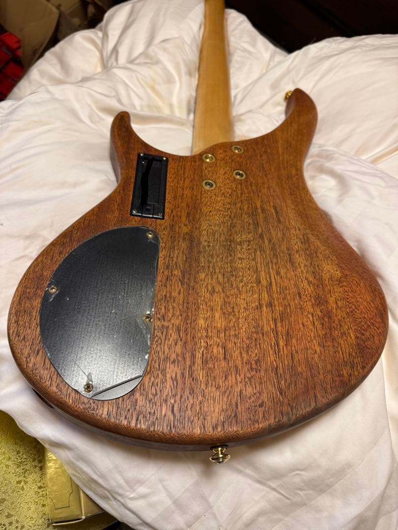 ANTIQUE NOEL アンティークノエル　4弦ベース