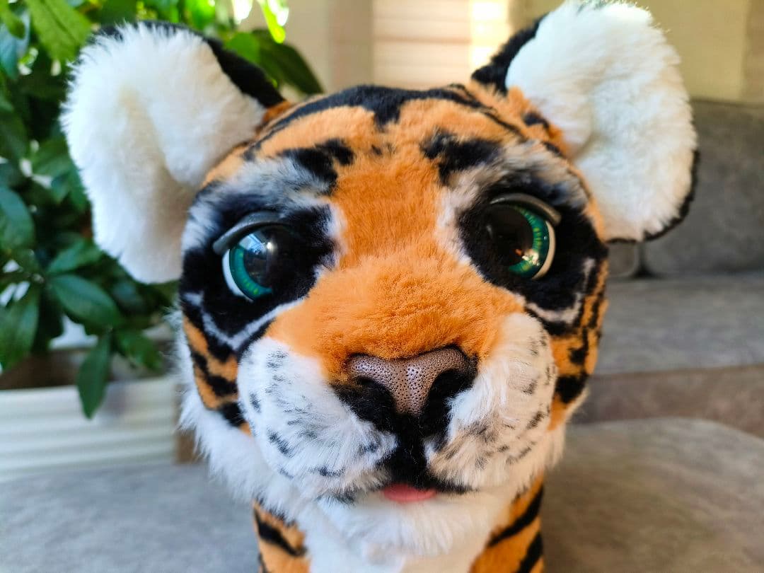 美品　電動　ファーリアル　ロアーリングタイガー