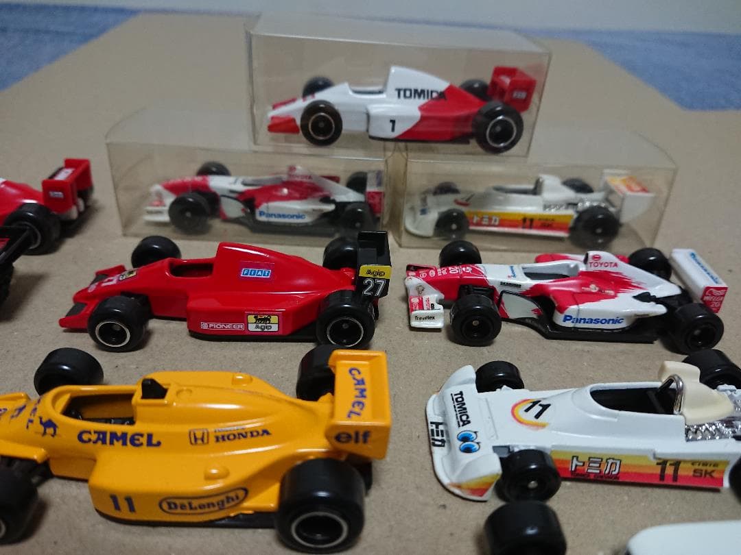 トミカ レーシングカー/F1カー 日本製多数含む14台