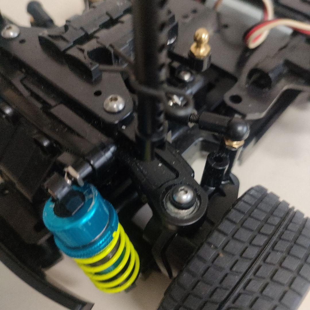 タミヤ MB-01シャーシ、 オプション装備、サーボ、フィアットボディ付き