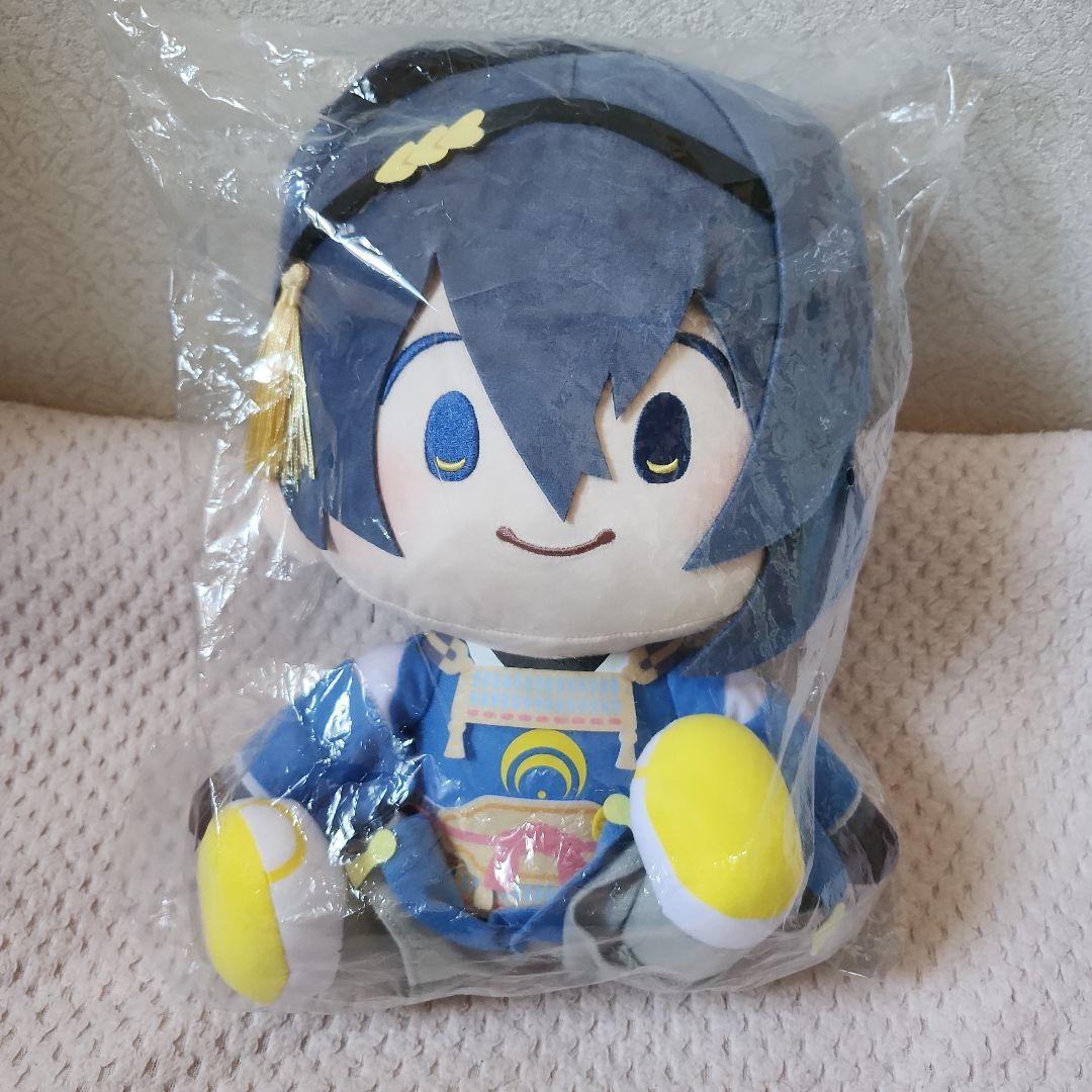 刀剣乱舞　三日月宗近　A賞　BIGぬいぐるみ　B賞　ダイカットクッション