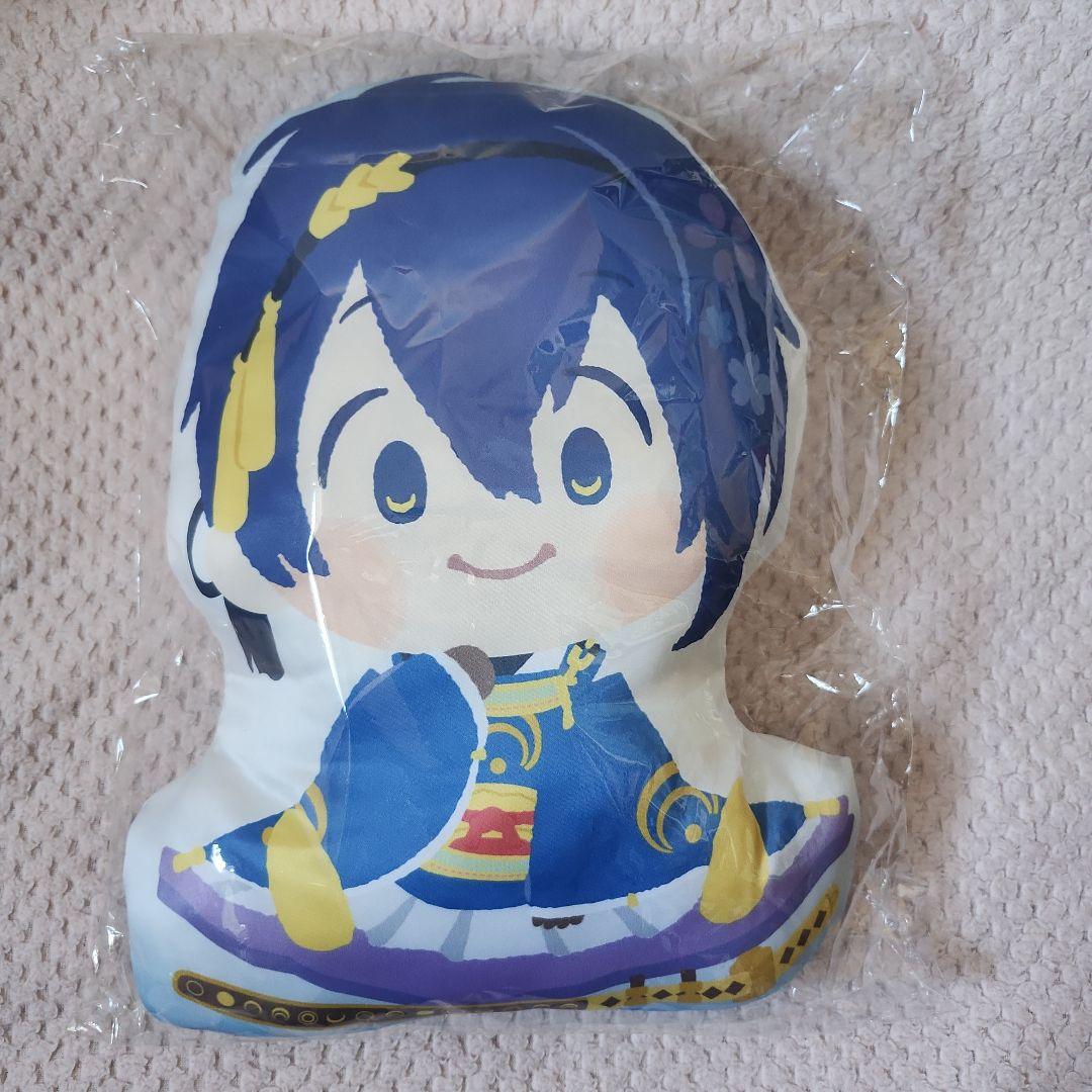 刀剣乱舞　三日月宗近　A賞　BIGぬいぐるみ　B賞　ダイカットクッション