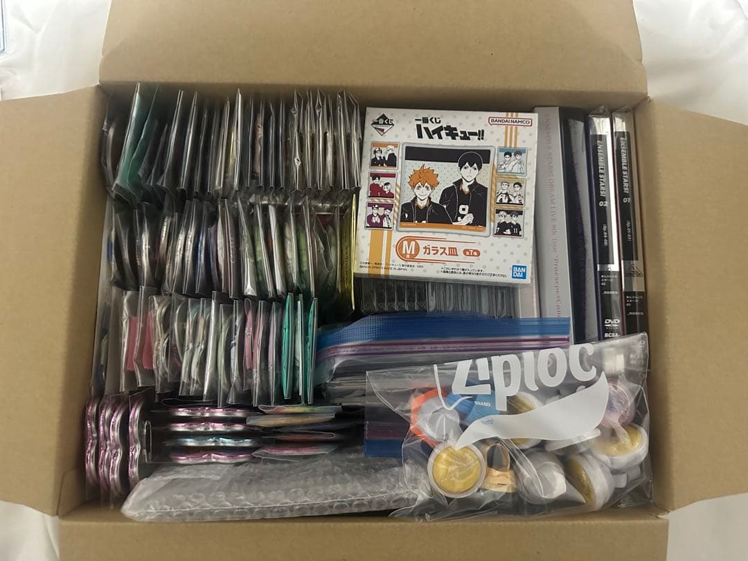 あんスタ・アニメグッズ大量まとめ売り 80サイズ 5.8キロ