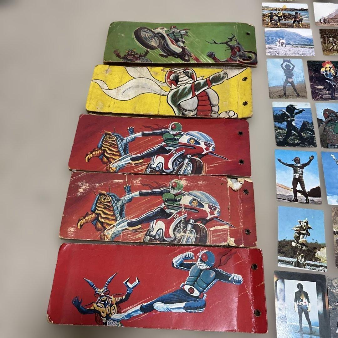 【昭和】カルビー 仮面ライダーカード64枚とアルバム5冊