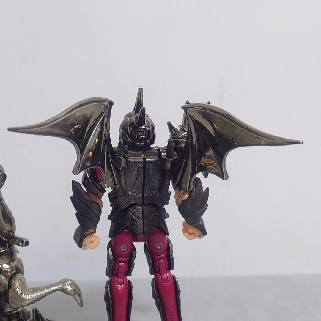 アルファローブ メタリックブラック フィギュア