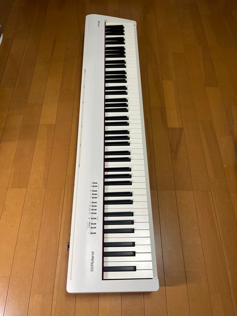 Roland FP-30 ホワイト 電子ピアノ【訳あり】