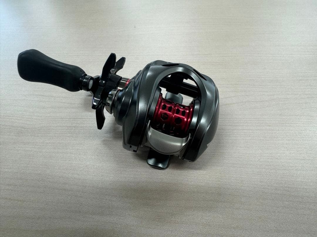 ベイトキャスティングリール　ダイワスティーズ　AIR　TW　500XXHL