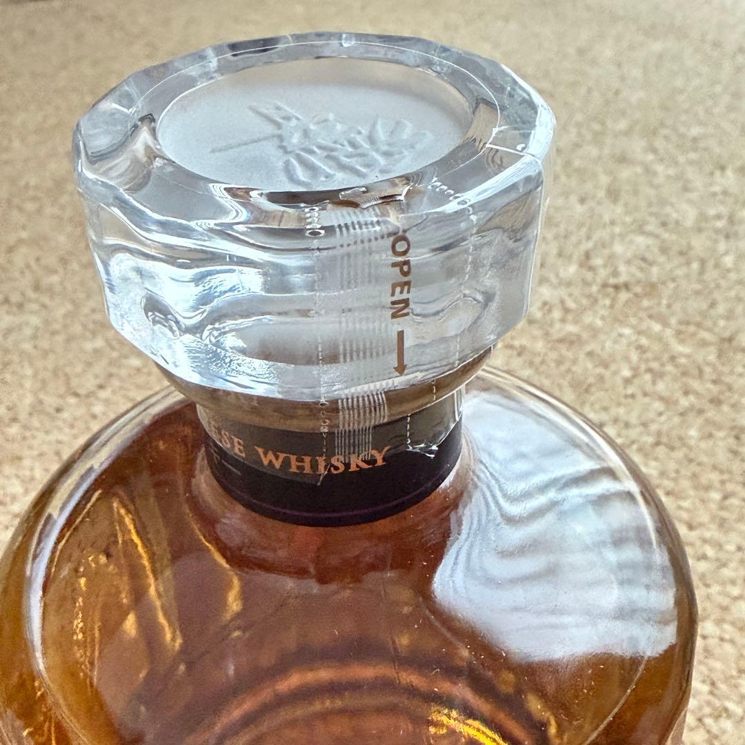 響 Hibiki サントリー ウイスキー ジャパニーズ ハーモニー 700ml