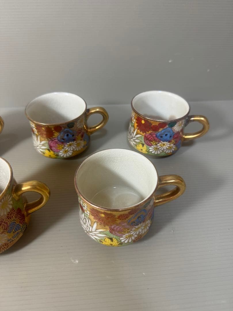 2460 九谷焼 章山 カップ　6客 金彩 花詰