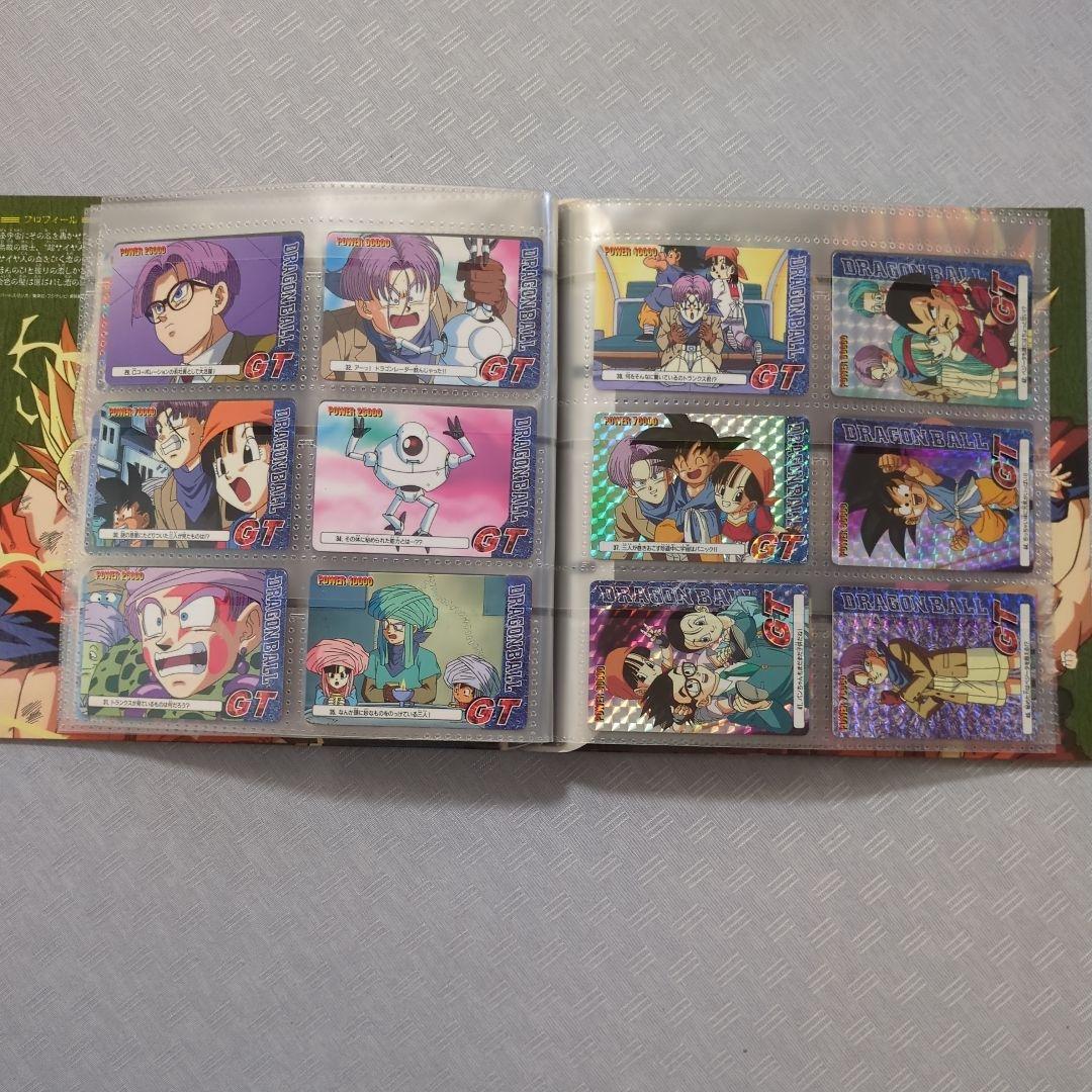 ドラゴンボールGTカードダス　カードとバインダーセット