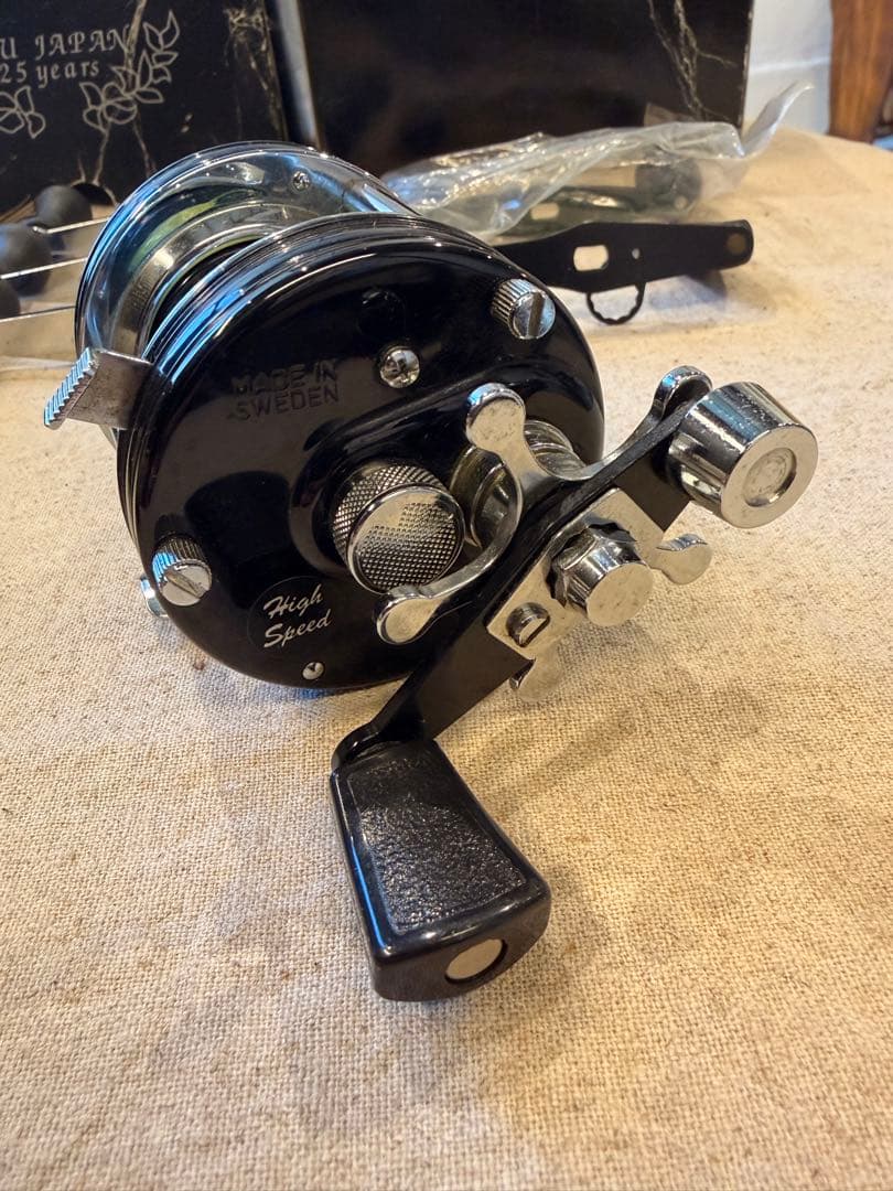 Abu Garcia 5000C （ABU JAPAN 25周年）美品 付属完備