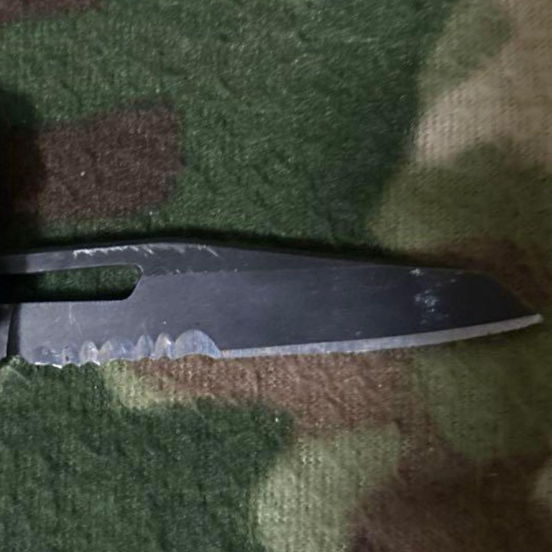 米軍放出品　LEATHERMAN レザーマン SIGNAL マルチツール