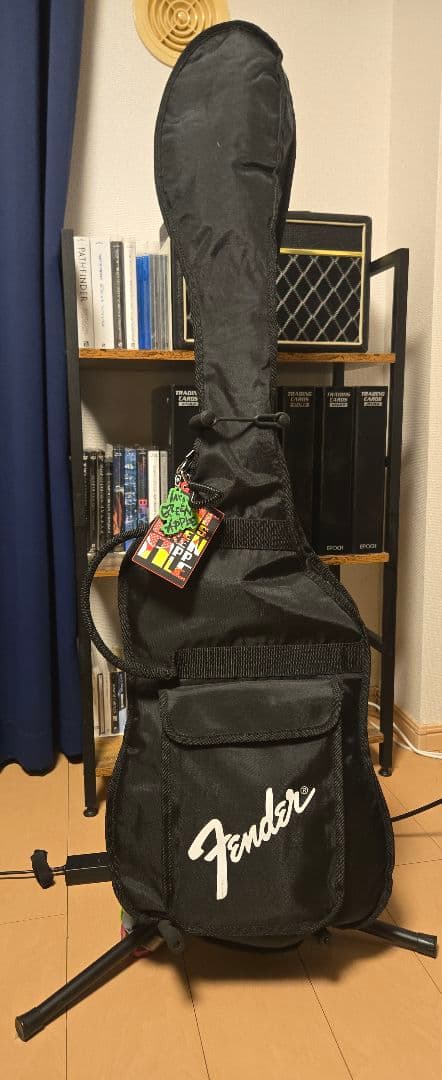 エレキベース ブラック・ラメMade in USAミュージックマンスティングレー