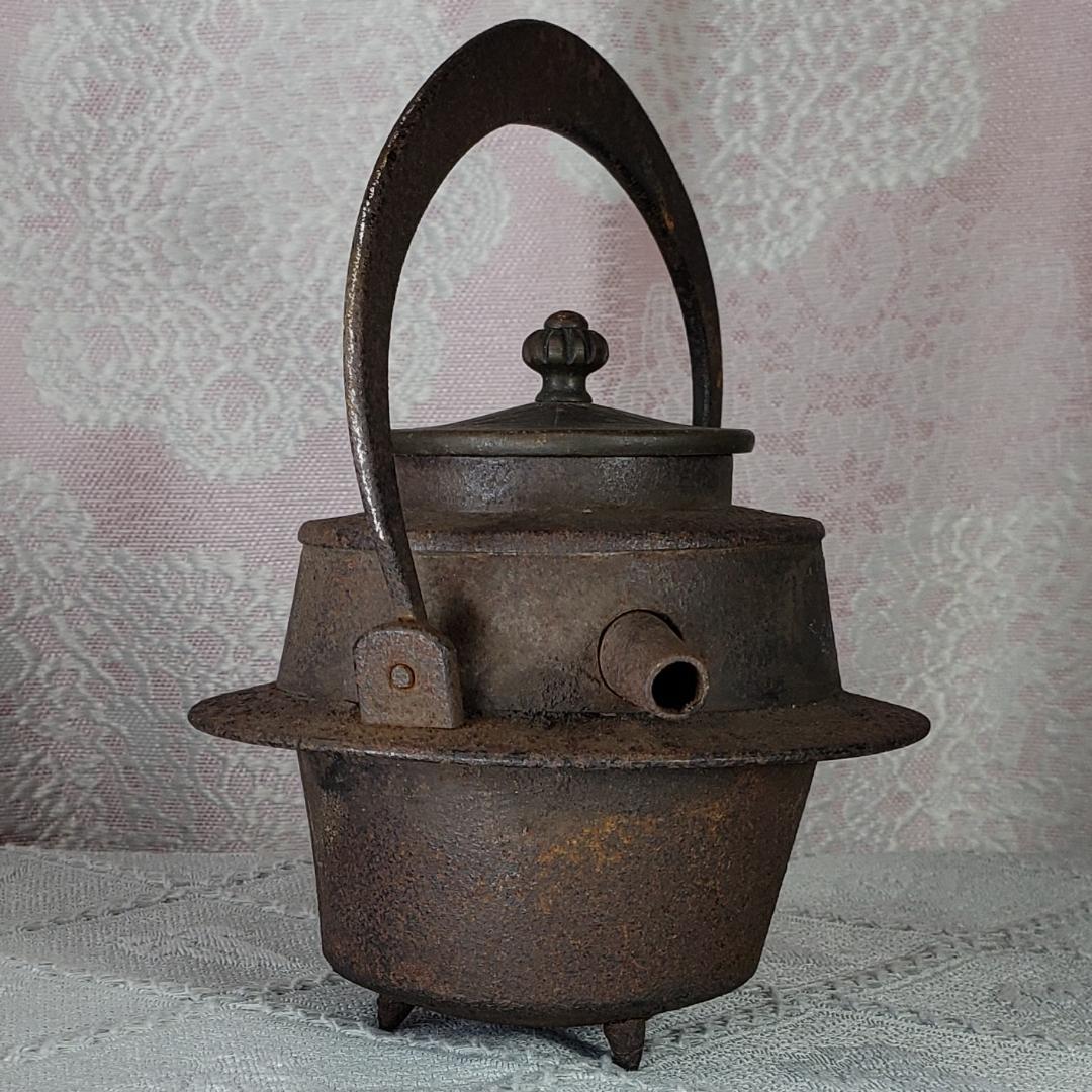 【大名品】◆『徳川家伝来 三つ葉葵紋 鉄瓶』 ◆検）徳川家康 亀文堂 徳川家光