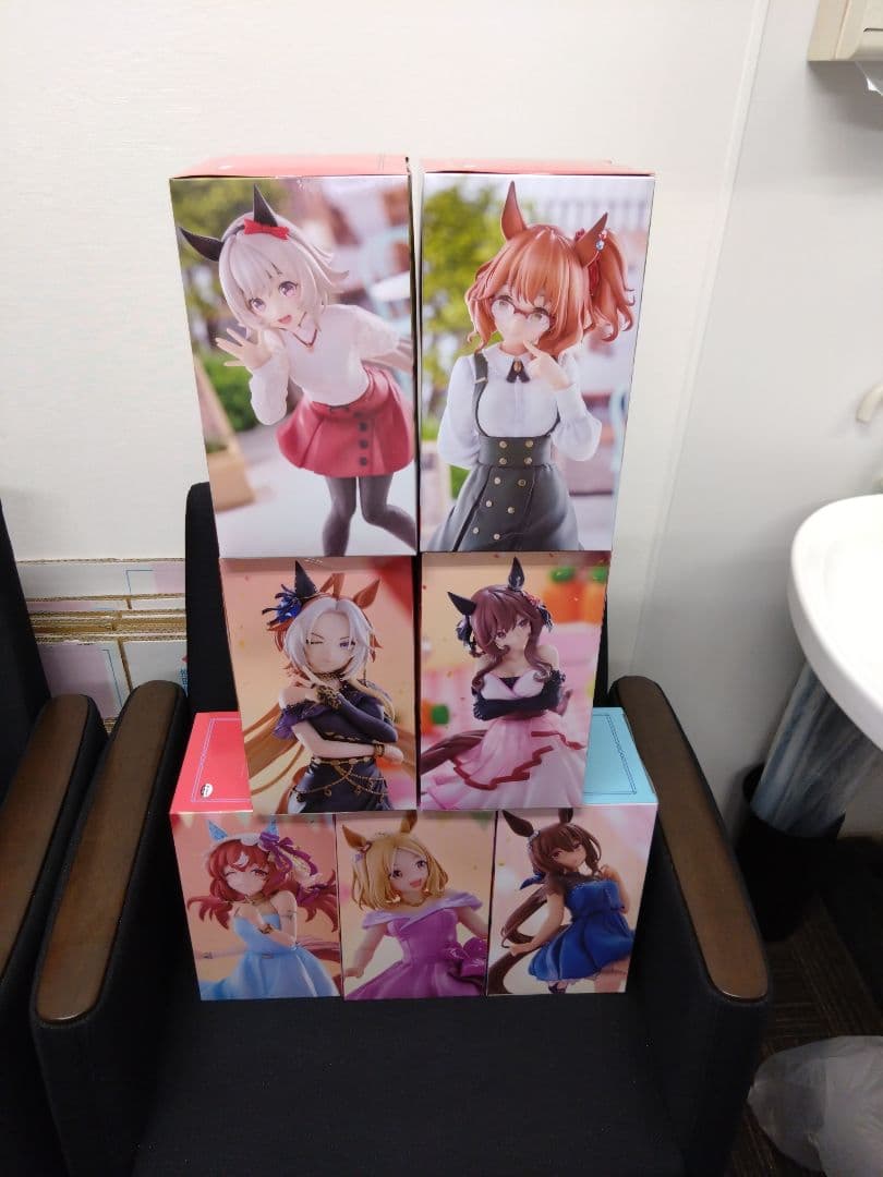 ウマ娘 トリオトライト　ラウンドワン限定5種＋カレンチャン＋アストンマーチャン