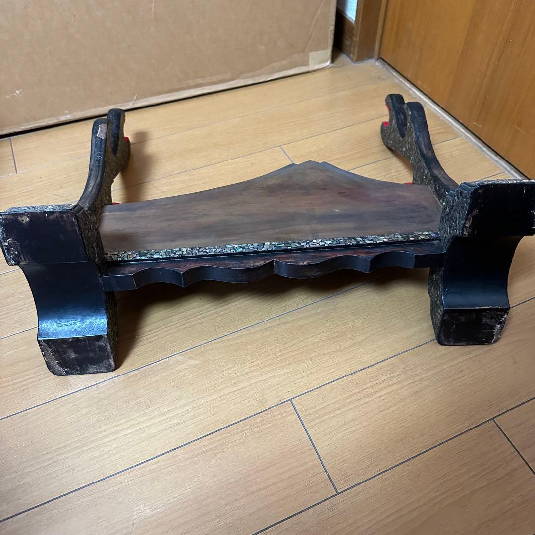 時代物 木製 螺鈿細工 富士山 刀掛け 3本掛 高さ約40.5cm 螺鈿細工