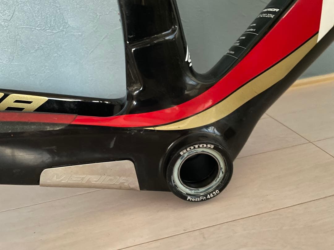 は*う様 リアクトTEAM E cf4ディスクエアロカーボンロードバイクフレーム