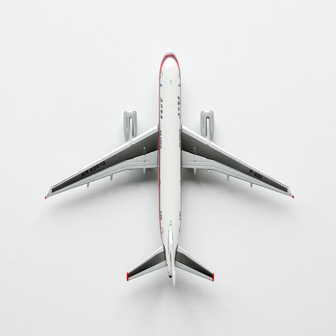 ★KU様★高麗航空 Tu-204-300 北朝鮮 NG Models 1/400