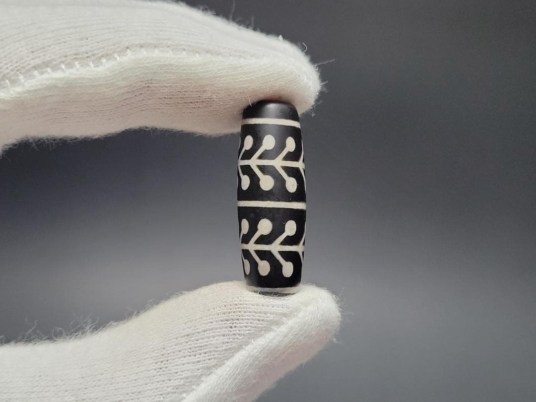 古代 黒瑪瑙 ビーズ 玉 装身具 時代物 高さ約2.9cm