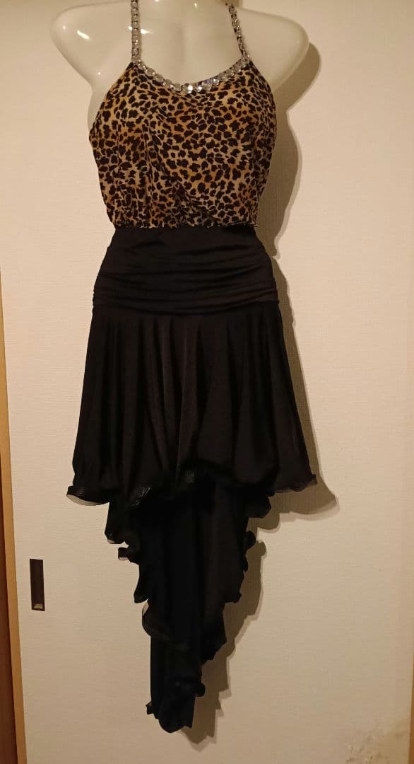 フィッシュテイルスカート　ラテン　社交ダンス　アシンメトリー　アルゼンチンタンゴ