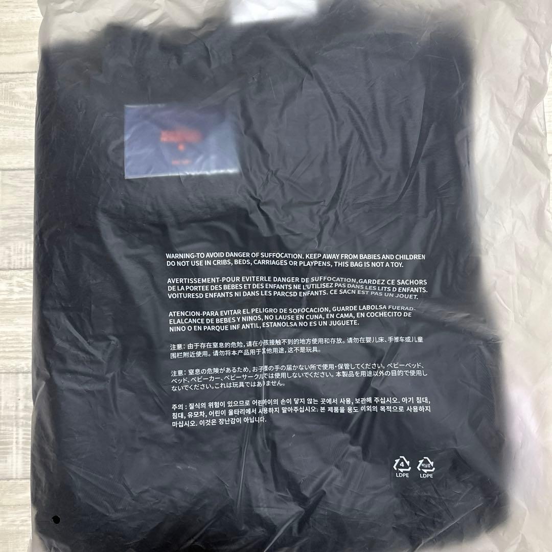 新品 未開封 トレカありBTS着用 PTD 公式 ボア フーディ